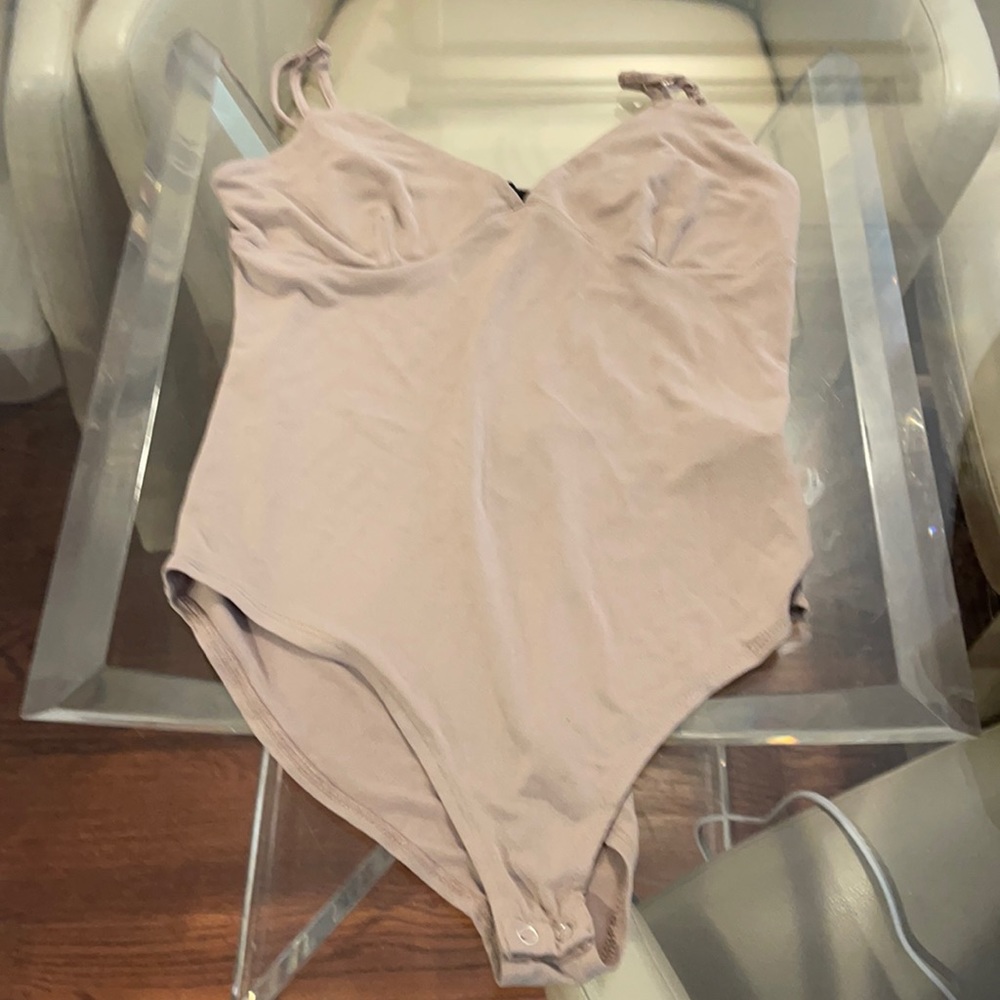 Forever 21 medium beige adjustable sleeveless bodysuit